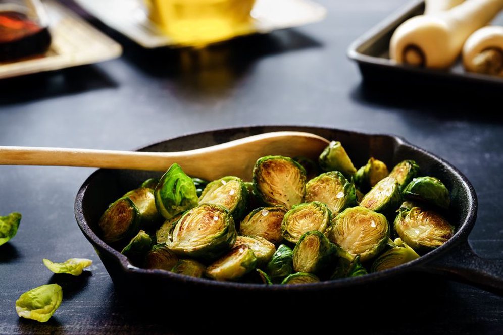 Roasted Brussels sprouts seasoned with herbs