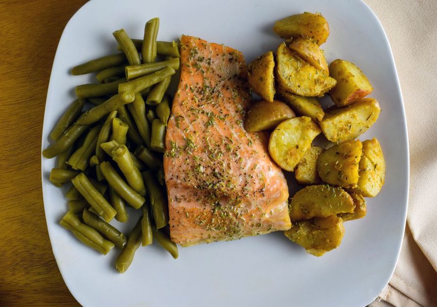 A nourishing nightshade-free AIP dinner