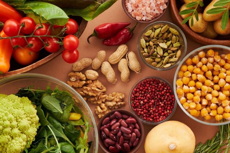 Different foods containing distinct types of lectins