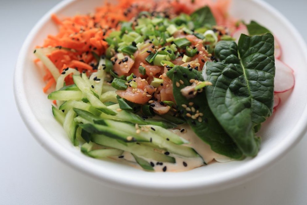 Salmon lunch with sweet potato and vegetables
