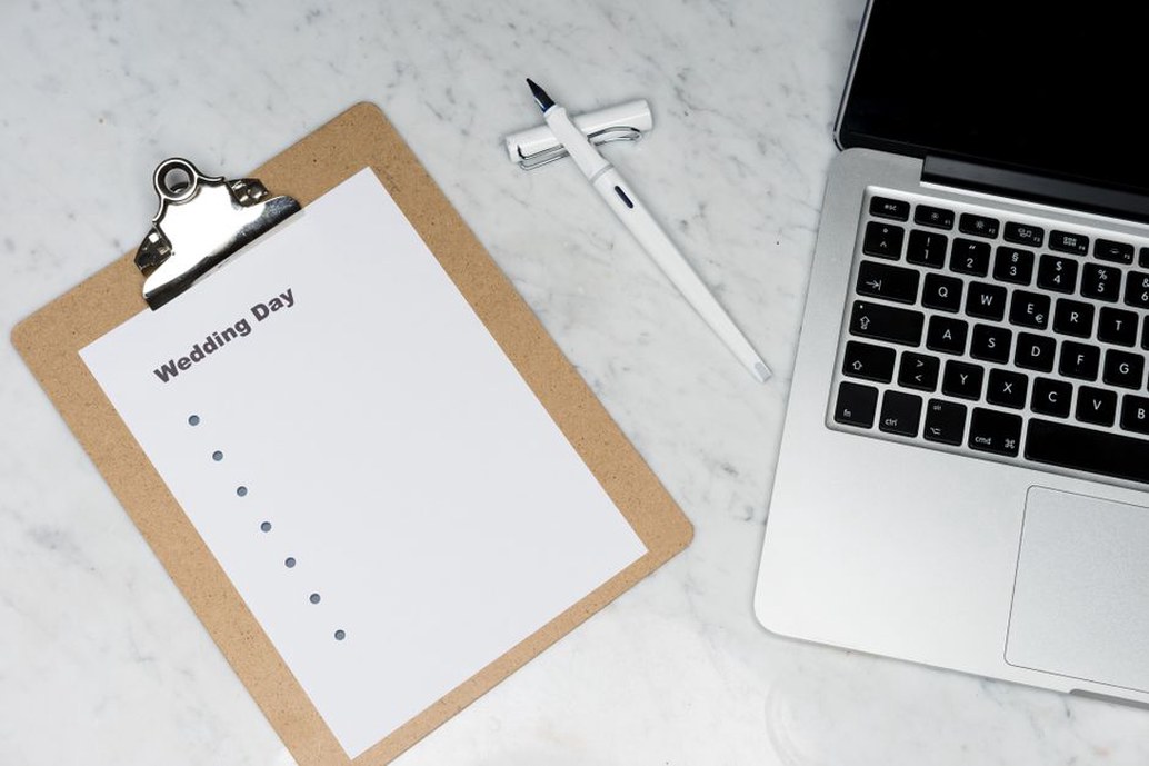 Recipe page open beside a short review checklist