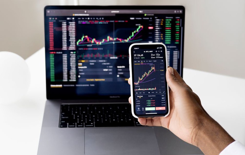 Laptop and phone used to check page performance