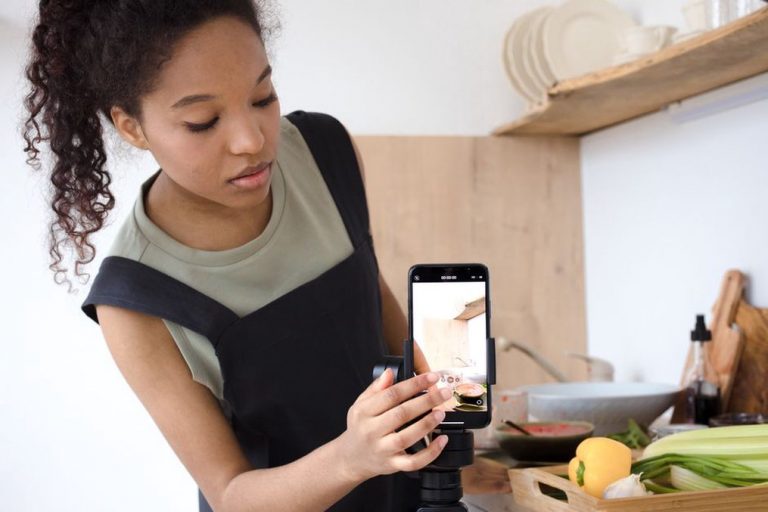 A reader opens recipe categories on a phone