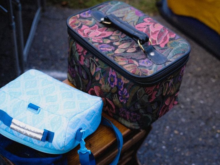 Packed meal and water bottle ready for transit